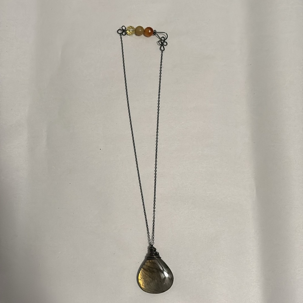 Labradorite pendant necklace - Picture 3 of 6